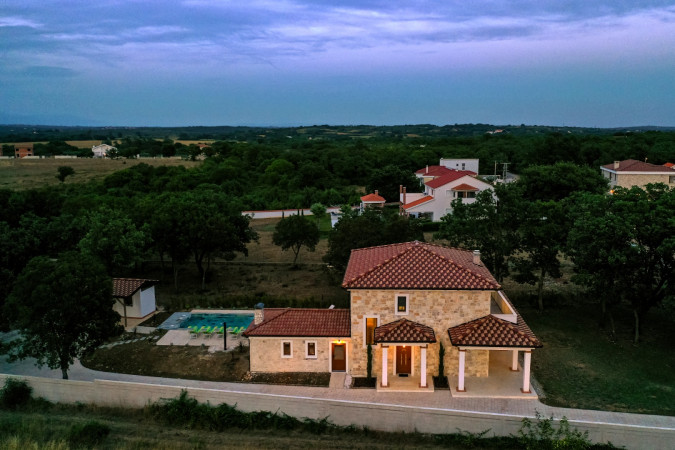 Exterior, Villa Pietro  Žerava