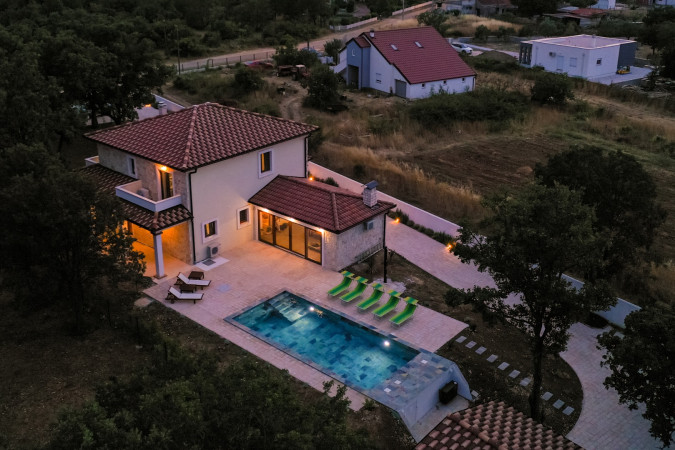 Exterior, Villa Pietro  Žerava